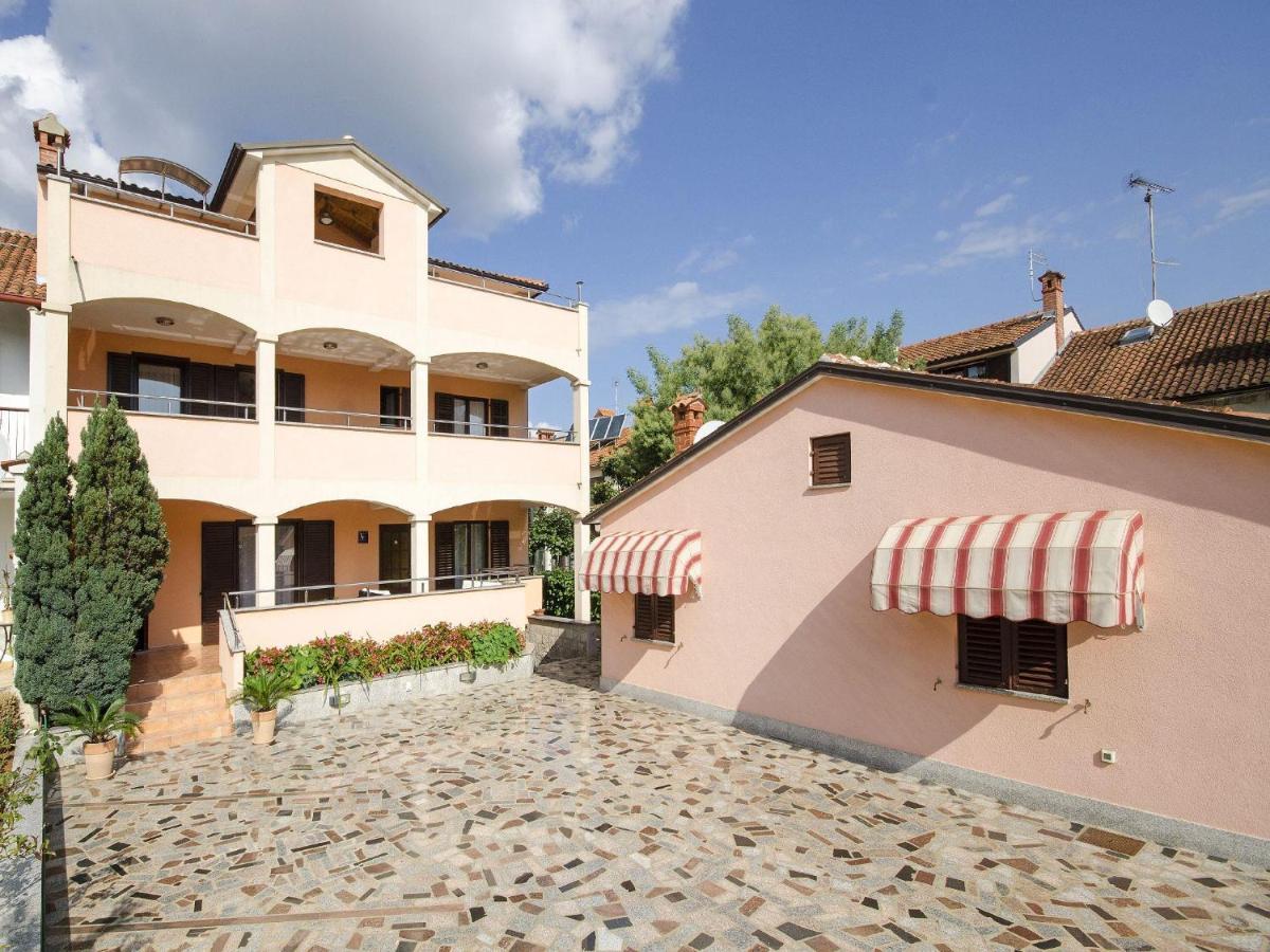 Apartments Patricija Rovinj Exteriör bild